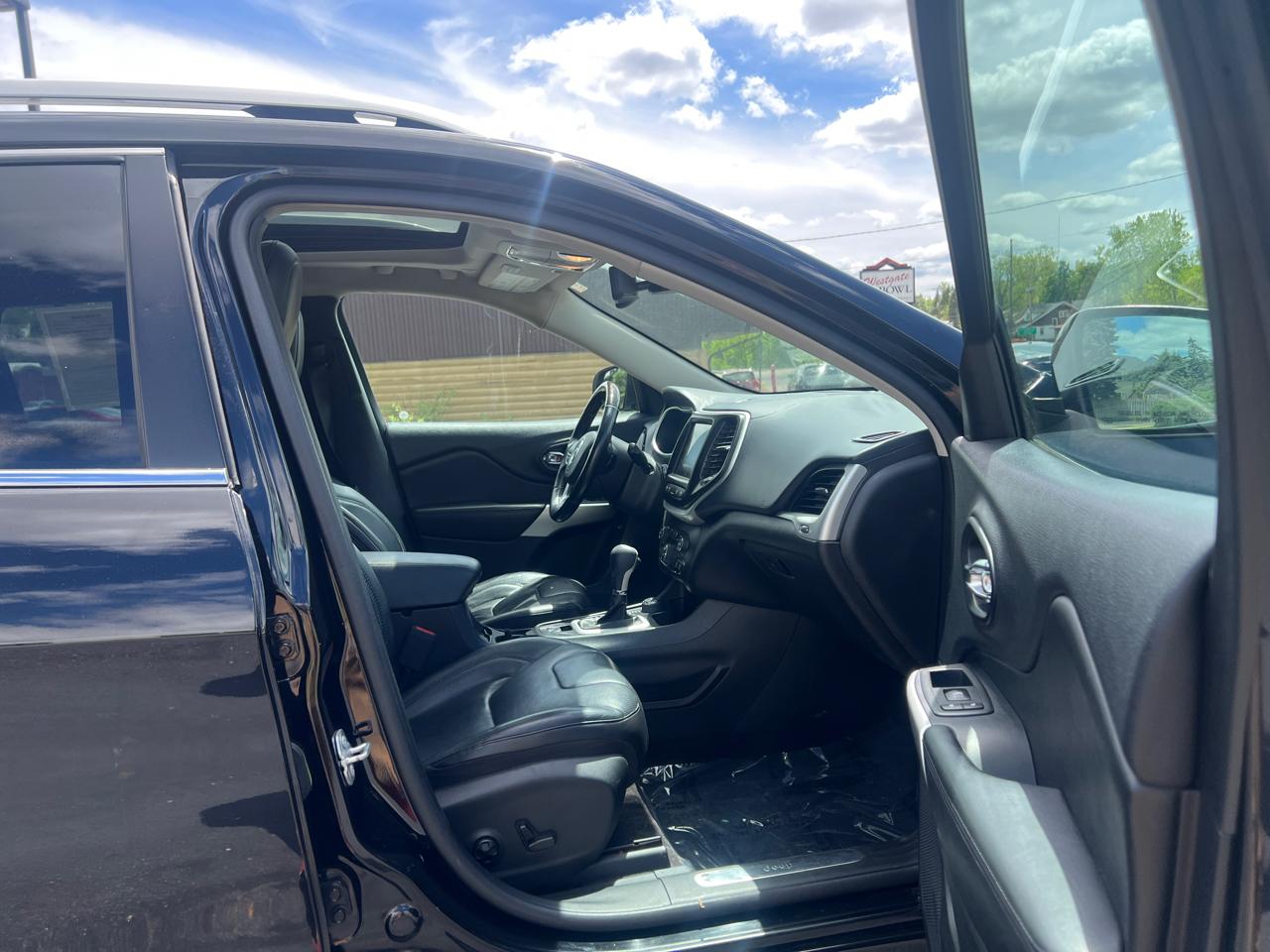 Jeep Cherokee Overland 4WD 2018