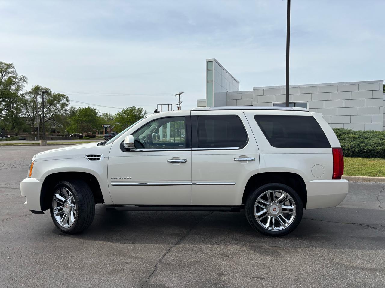 Cadillac Escalade Platinum AWD 2014