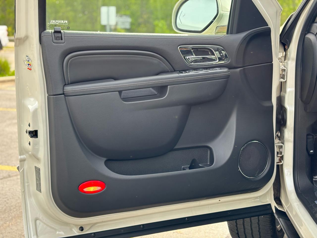 Cadillac Escalade Platinum AWD 2014