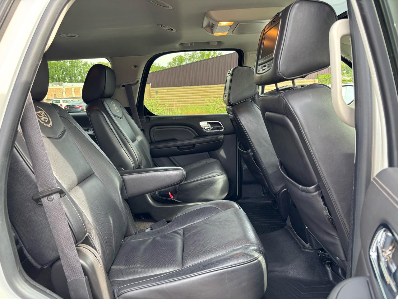 Cadillac Escalade Platinum AWD 2014