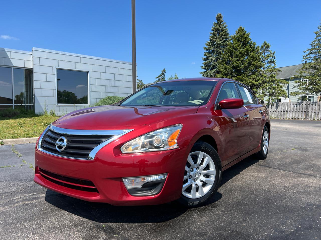 2014 Nissan Altima 2.5 S's photo