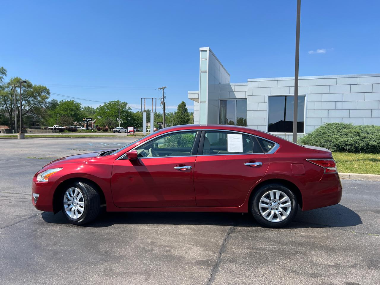 Nissan Altima 2.5 S Sedan 2014