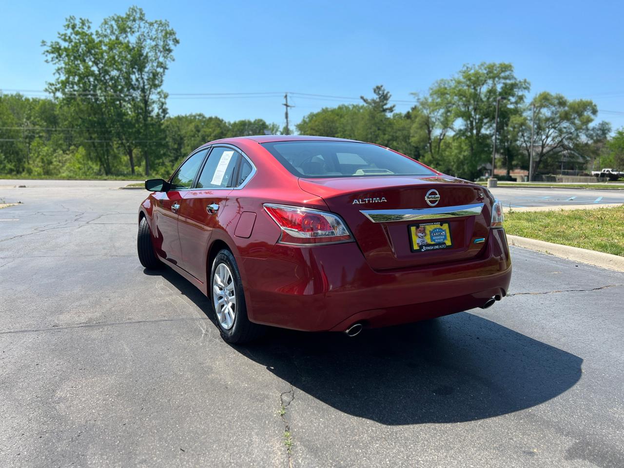 Nissan Altima 2.5 S Sedan 2014