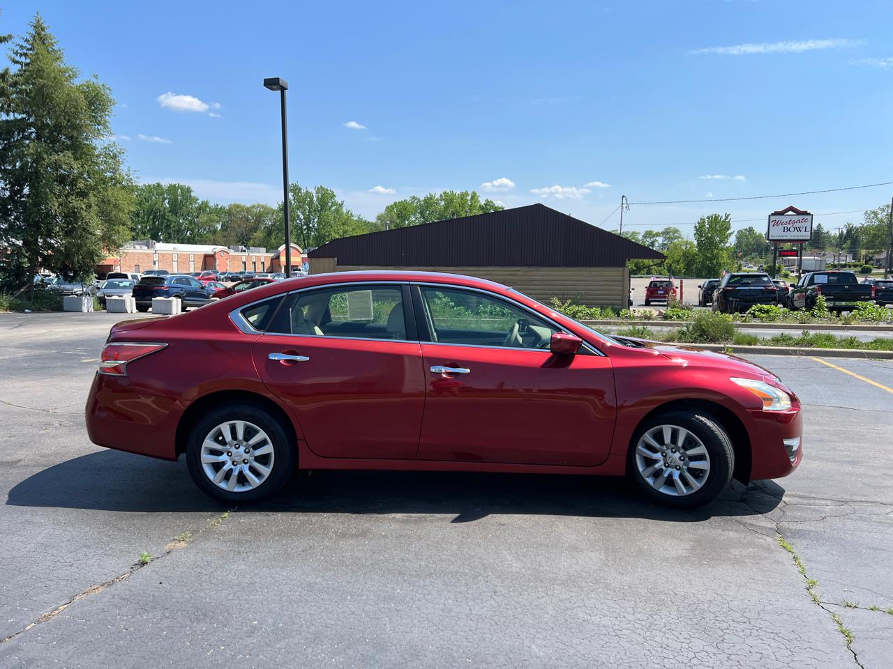 Nissan Altima 2.5 S Sedan 2014