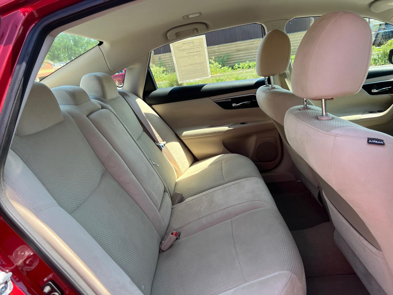 Nissan Altima 2.5 S Sedan 2014