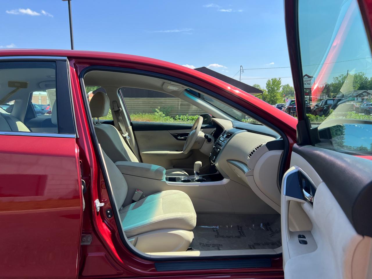 Nissan Altima 2.5 S Sedan 2014