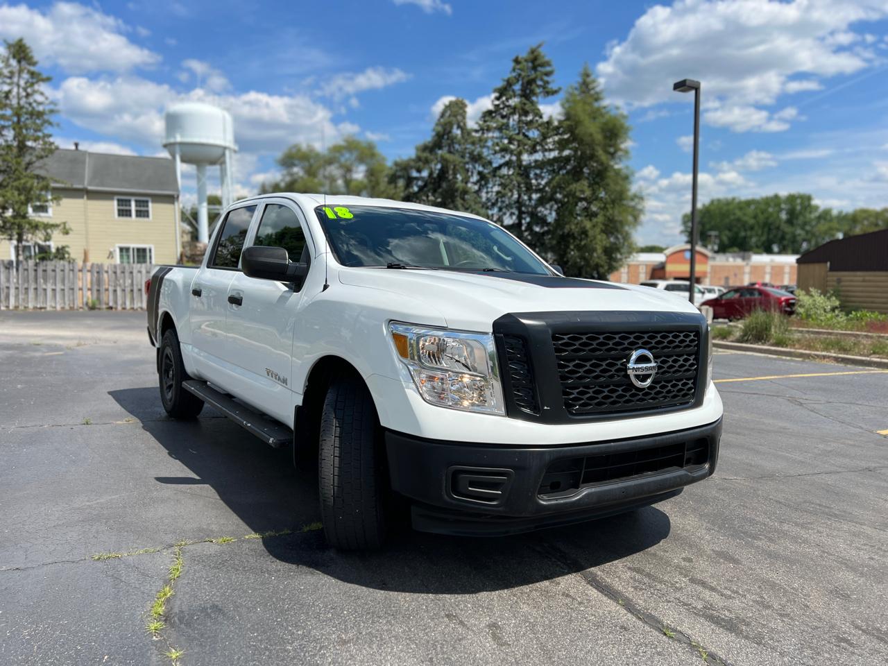 Nissan Titan S Crew Cab 4WD 2018