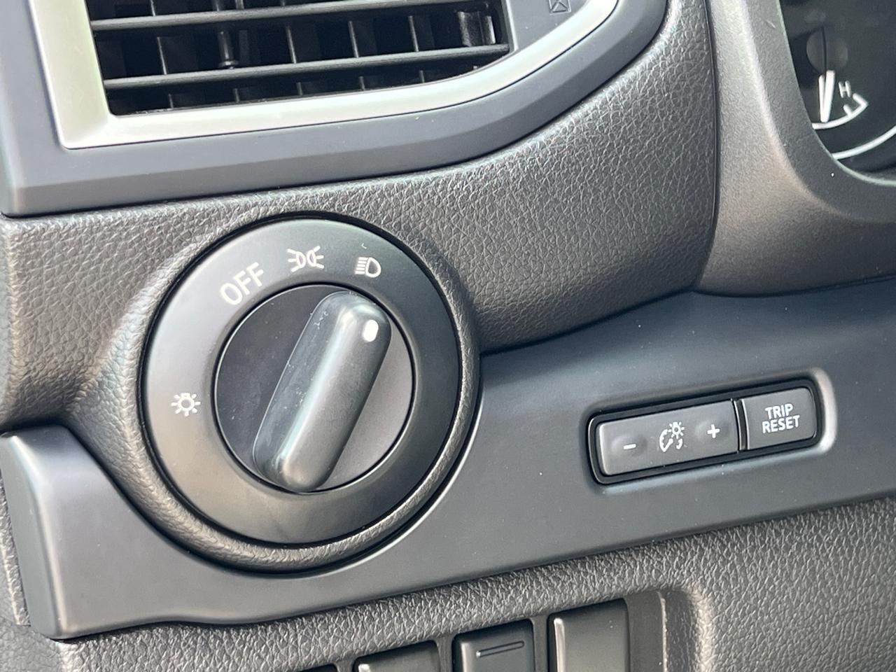 Nissan Titan S Crew Cab 4WD 2018