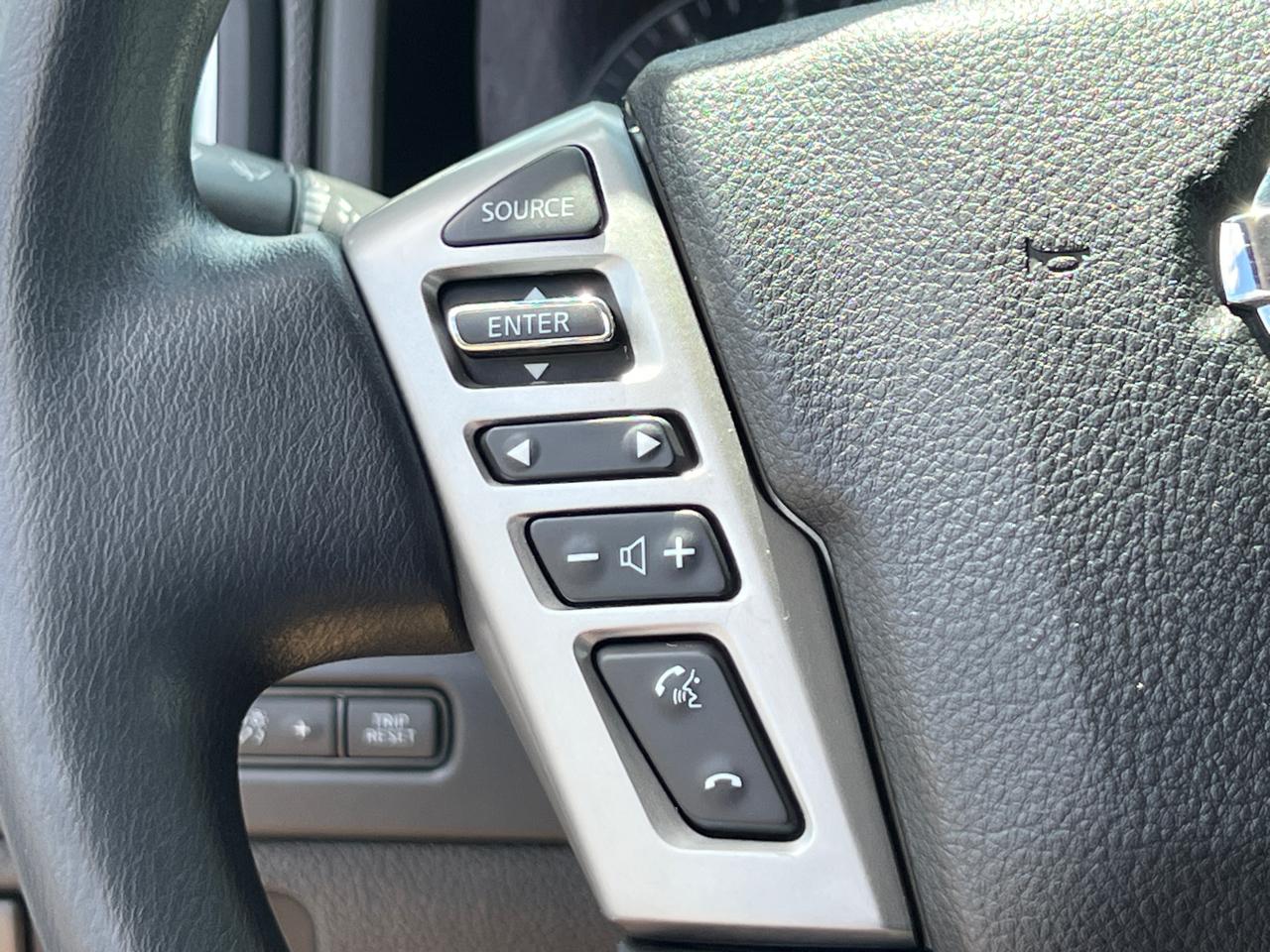 Nissan Titan S Crew Cab 4WD 2018