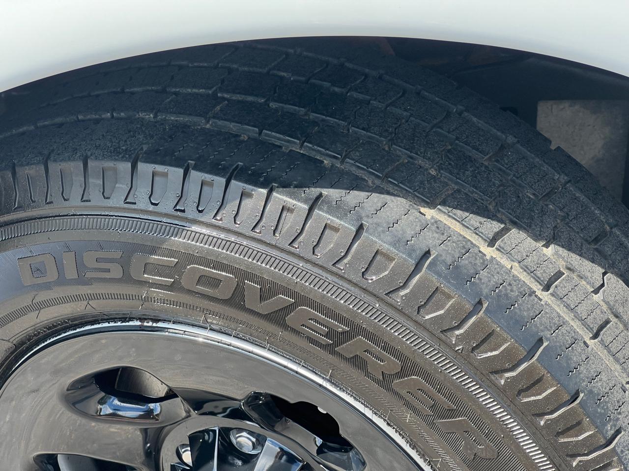 Nissan Titan S Crew Cab 4WD 2018