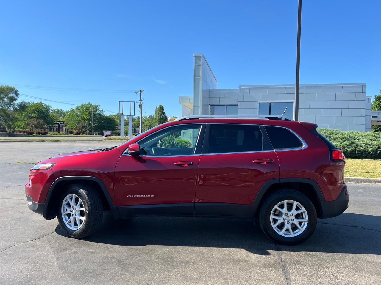 Jeep Cherokee Latitude 4WD 2016