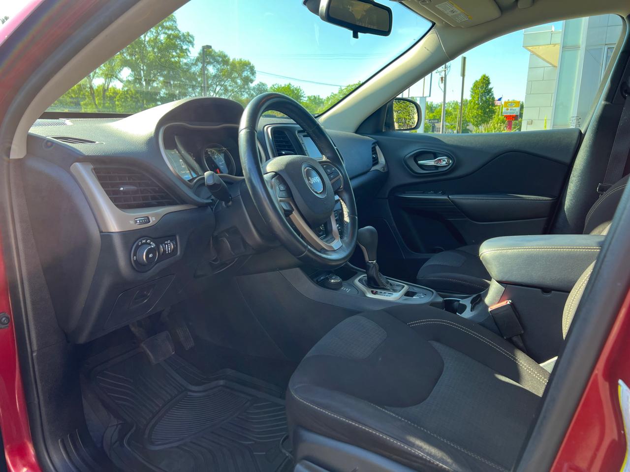 Jeep Cherokee Latitude 4WD 2016
