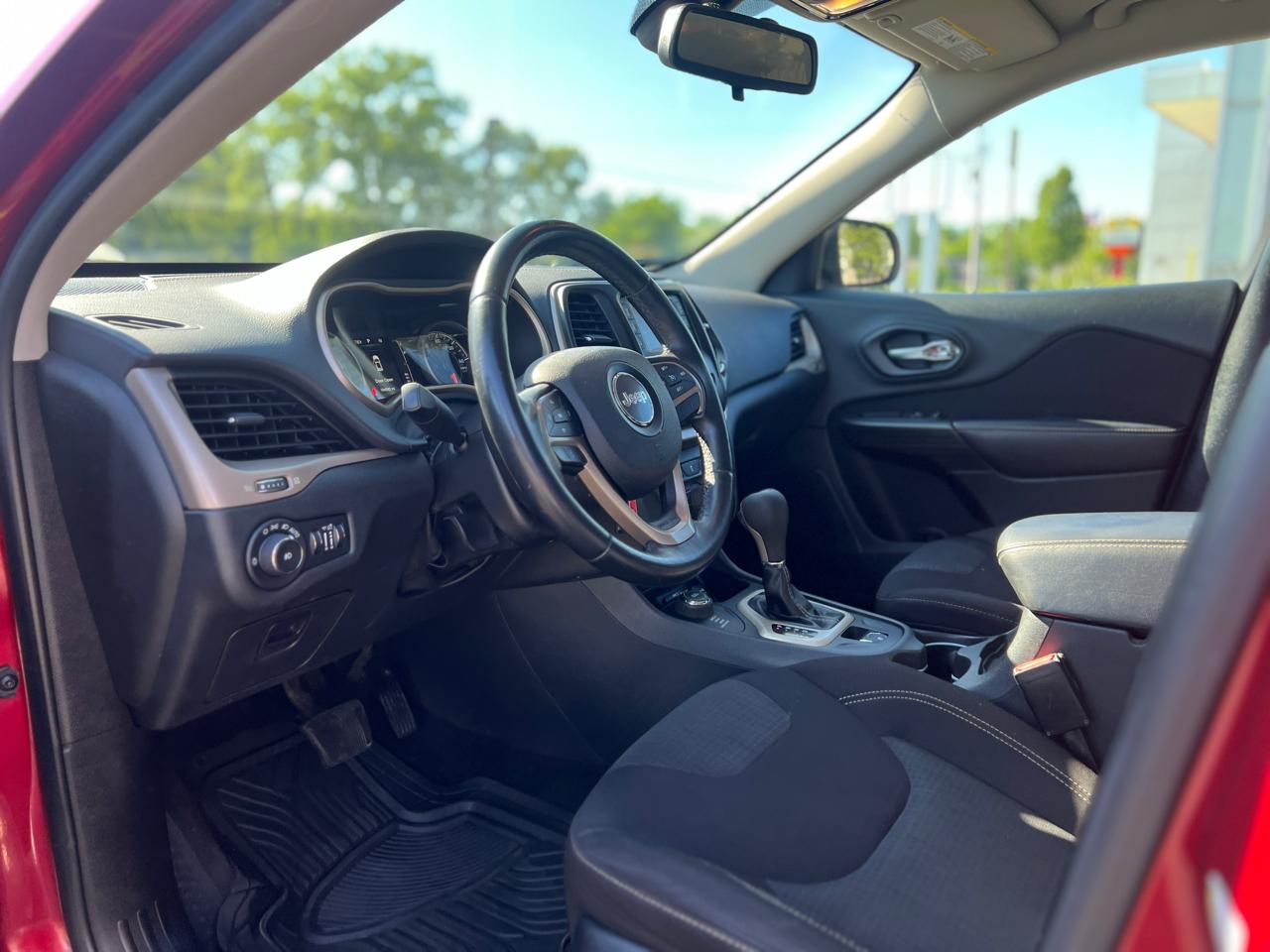 Jeep Cherokee Latitude 4WD 2016