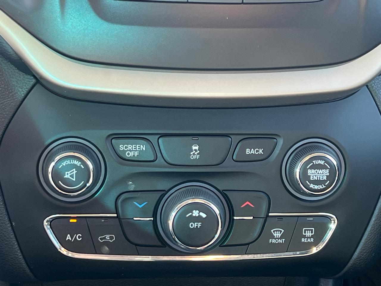 Jeep Cherokee Latitude 4WD 2016