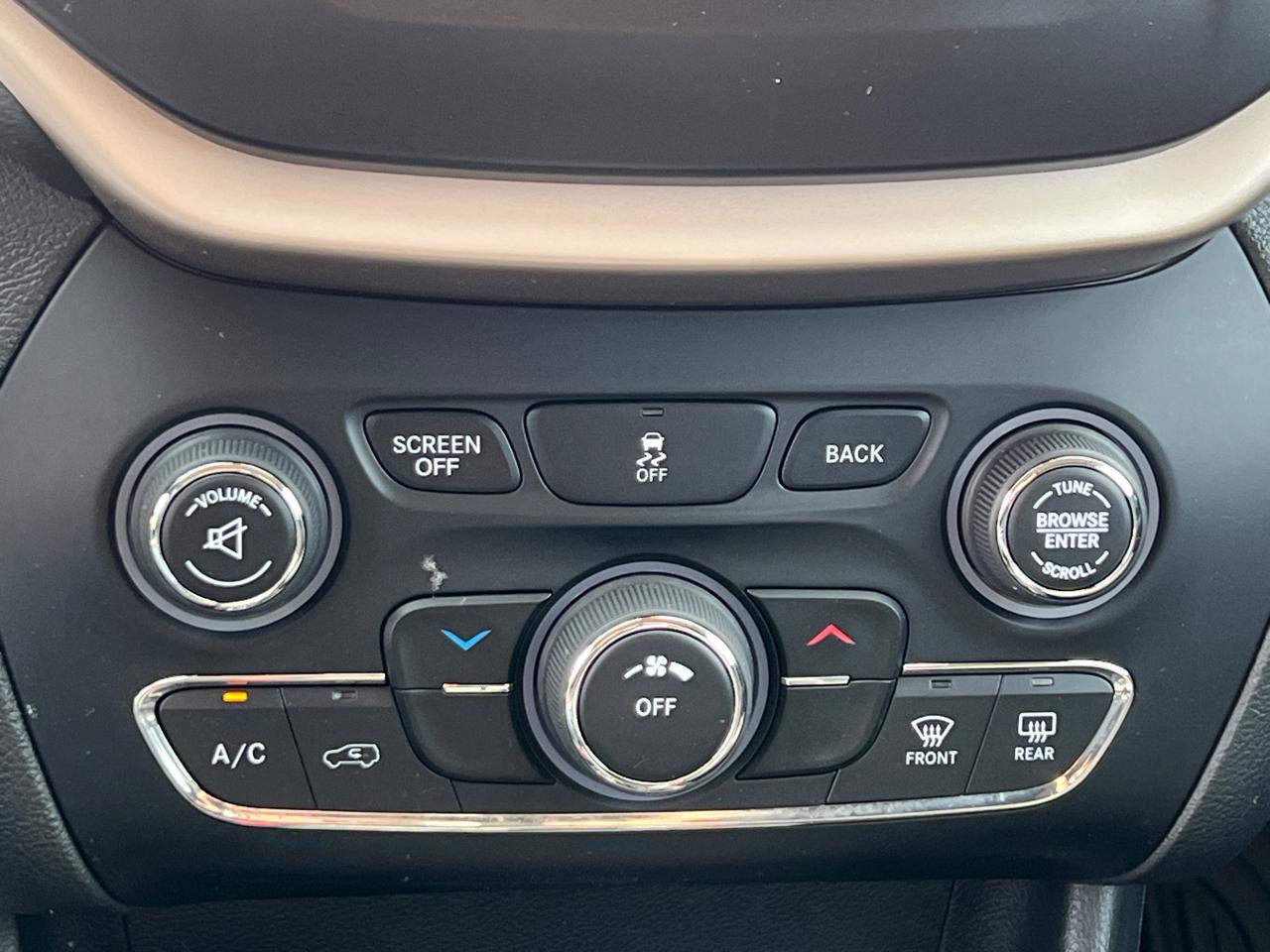 Jeep Cherokee Latitude 4WD 2016