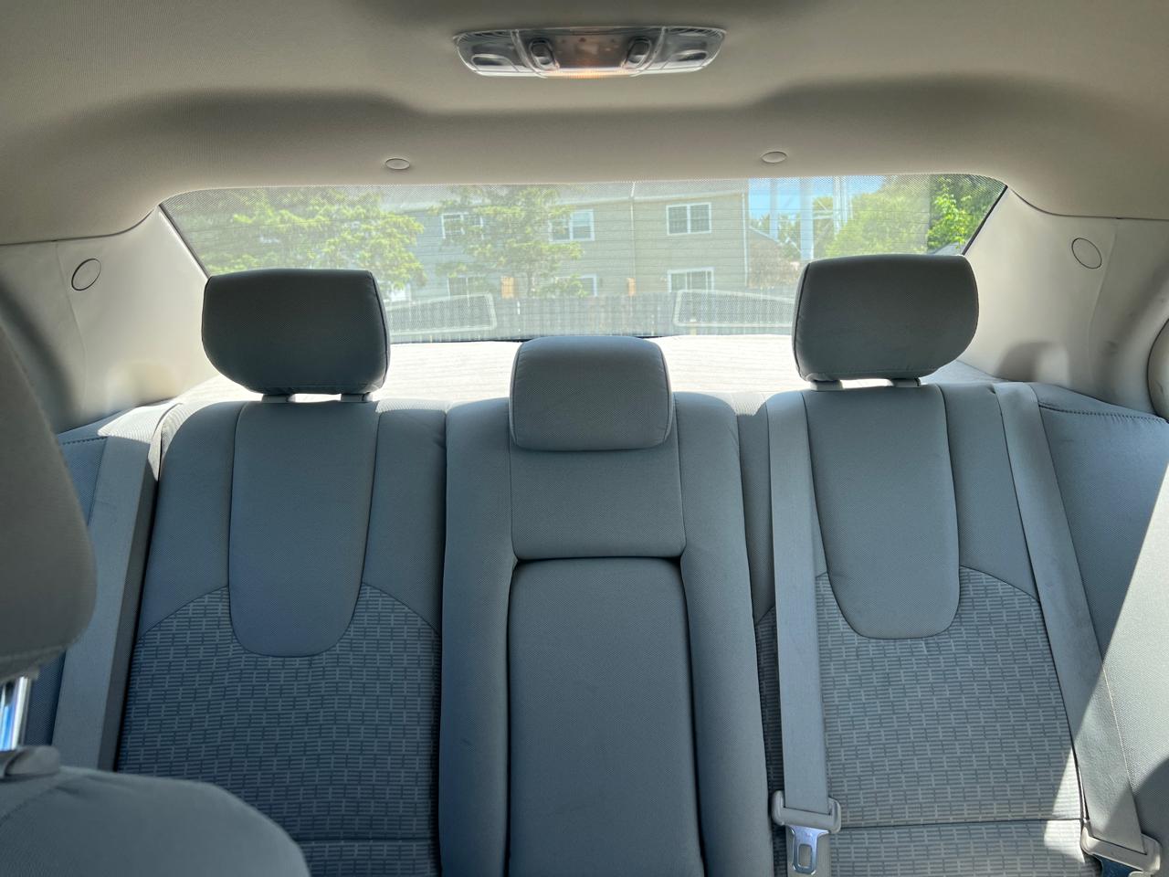 Ford Fusion S 2012