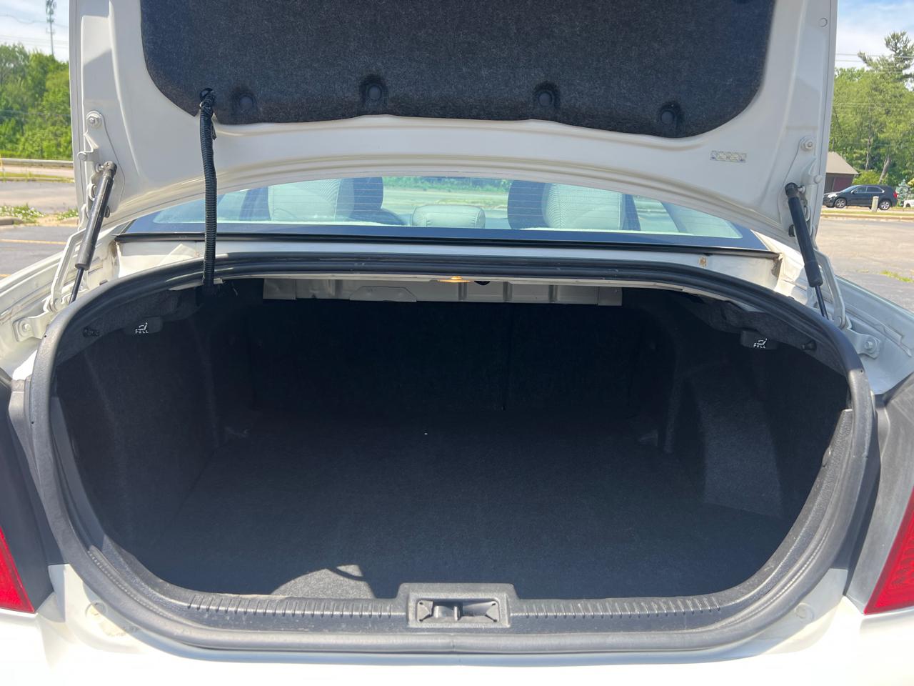 Ford Fusion S 2012
