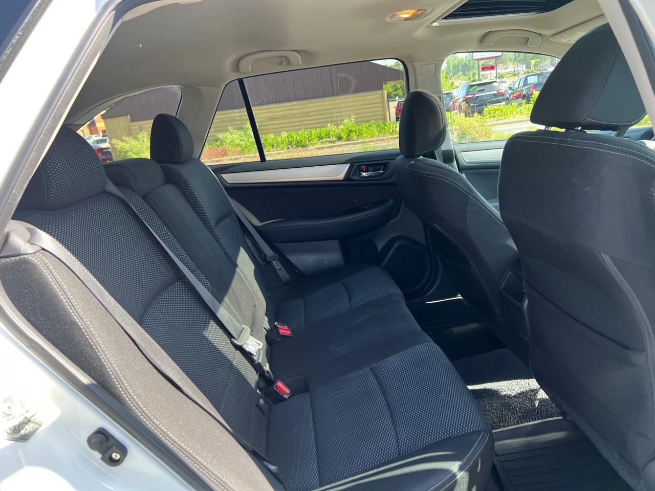 Subaru Outback 2.5i Premium 2017