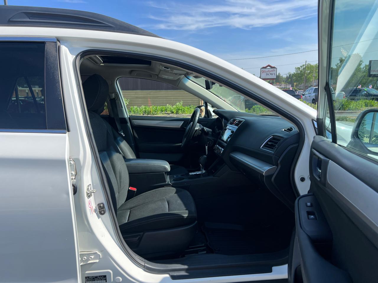 Subaru Outback 2.5i Premium 2017