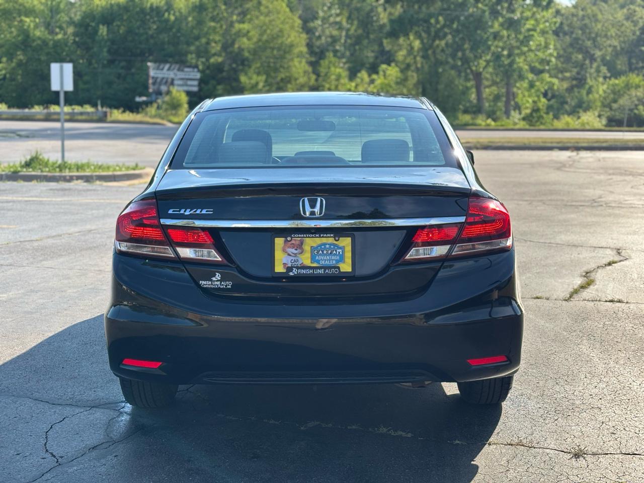 Honda Civic LX Sedan 5-Speed AT 2013