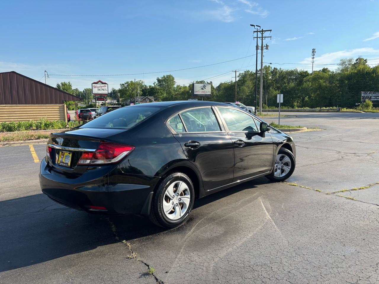 Honda Civic LX Sedan 5-Speed AT 2013