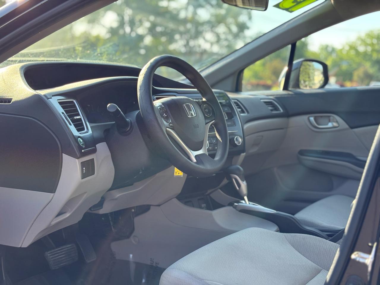 Honda Civic LX Sedan 5-Speed AT 2013