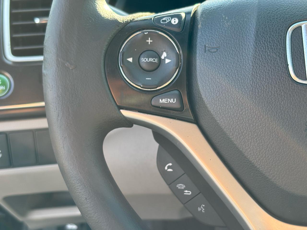 Honda Civic LX Sedan 5-Speed AT 2013