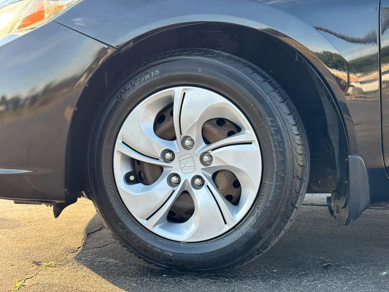Honda Civic LX Sedan 5-Speed AT 2013
