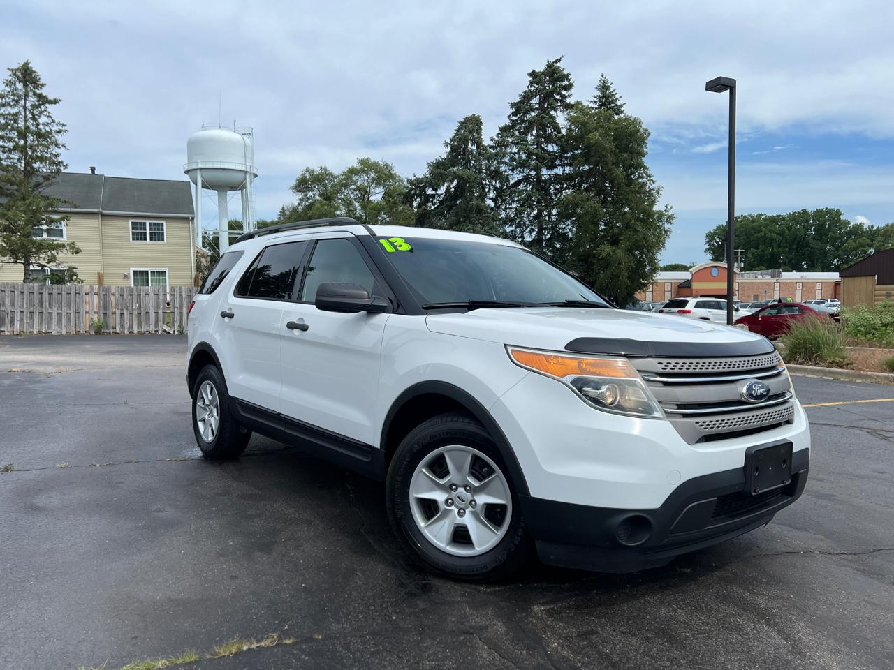 Ford Explorer Base FWD 2013