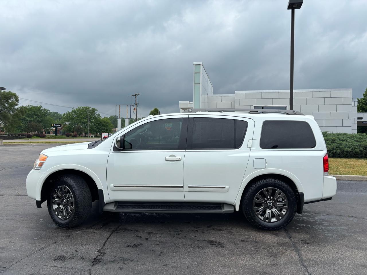 Nissan Armada Platinum Reserve 4WD 2015