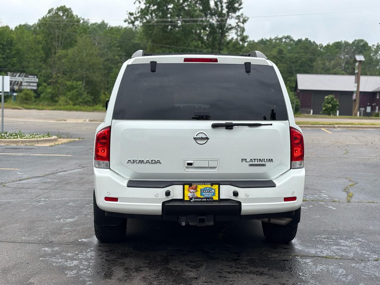 Nissan Armada Platinum Reserve 4WD 2015