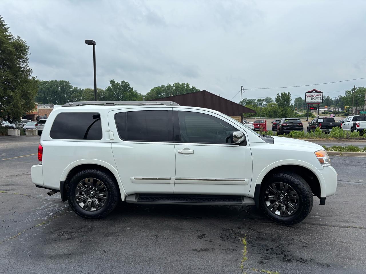 Nissan Armada Platinum Reserve 4WD 2015