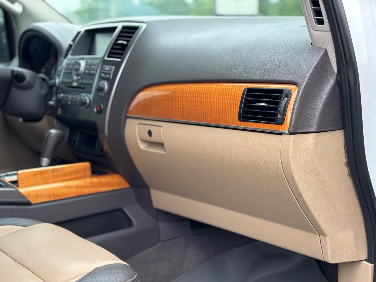 Nissan Armada Platinum Reserve 4WD 2015