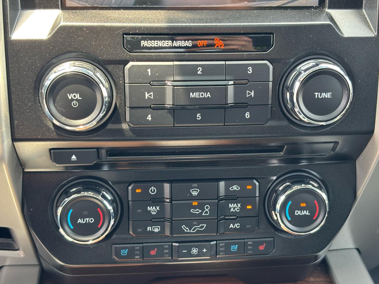 Ford F-150  2015