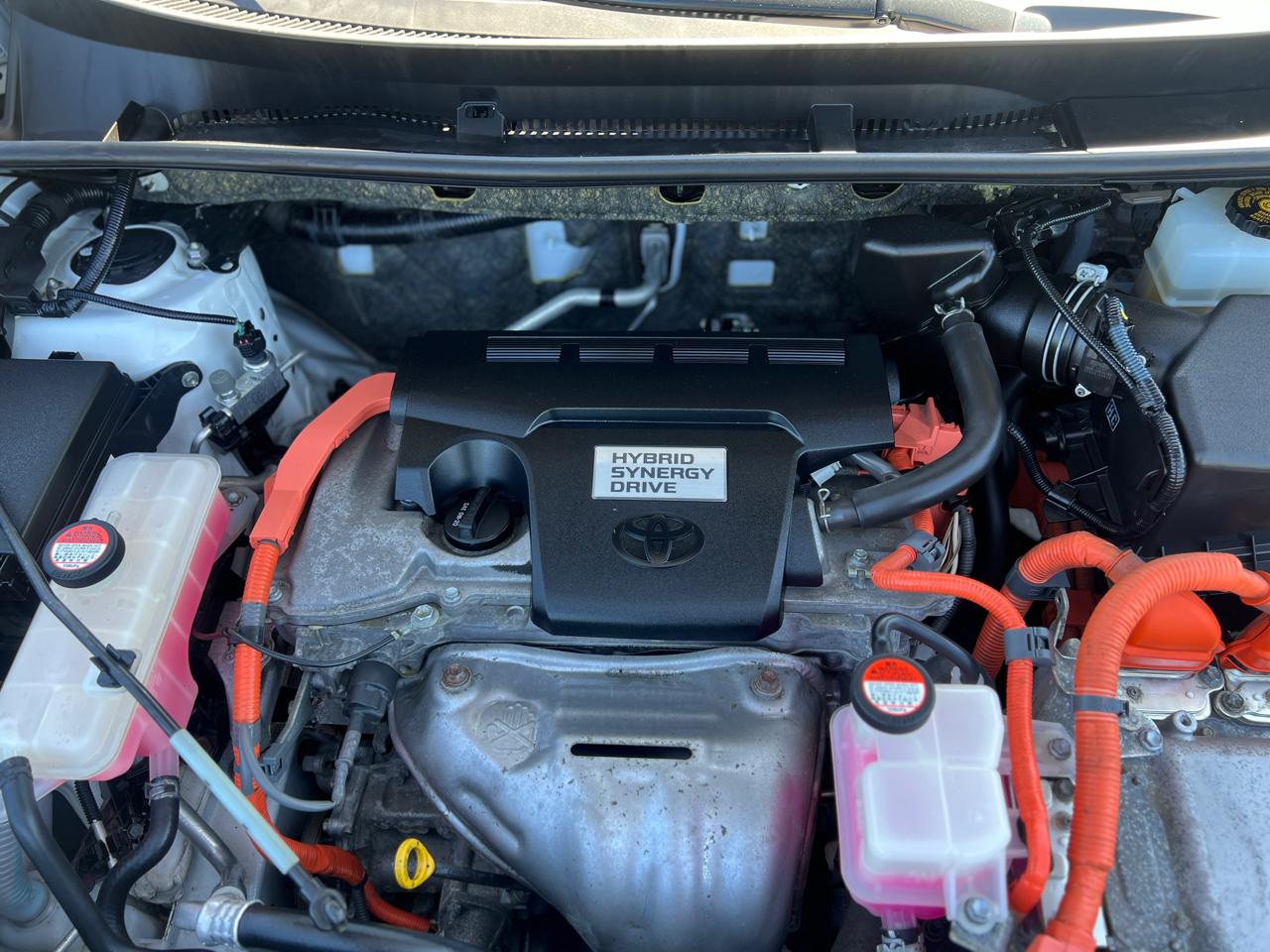 Toyota RAV4 Hybrid XLE 2016