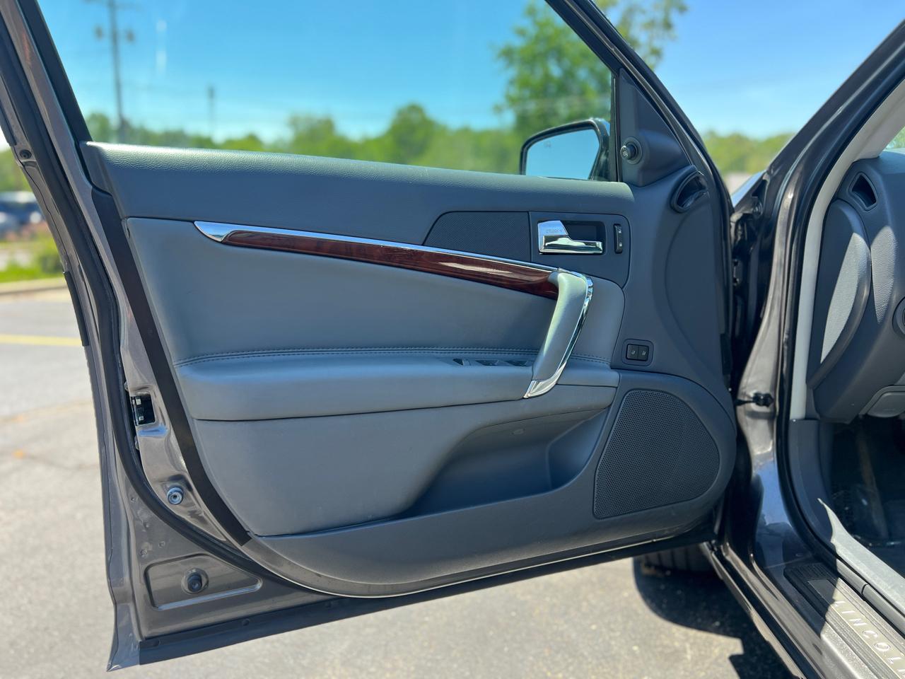 Lincoln MKZ FWD 2010