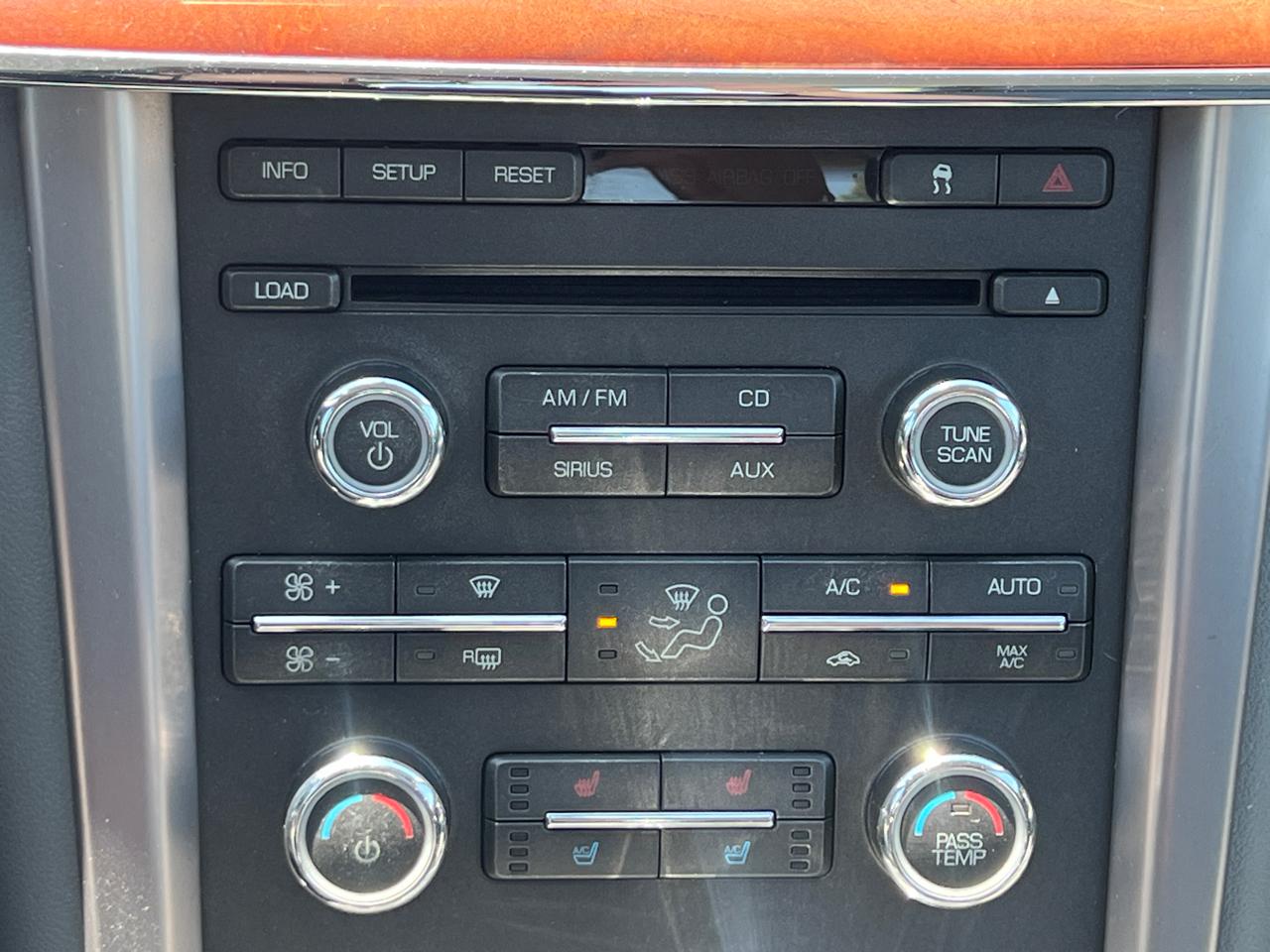 Lincoln MKZ FWD 2010