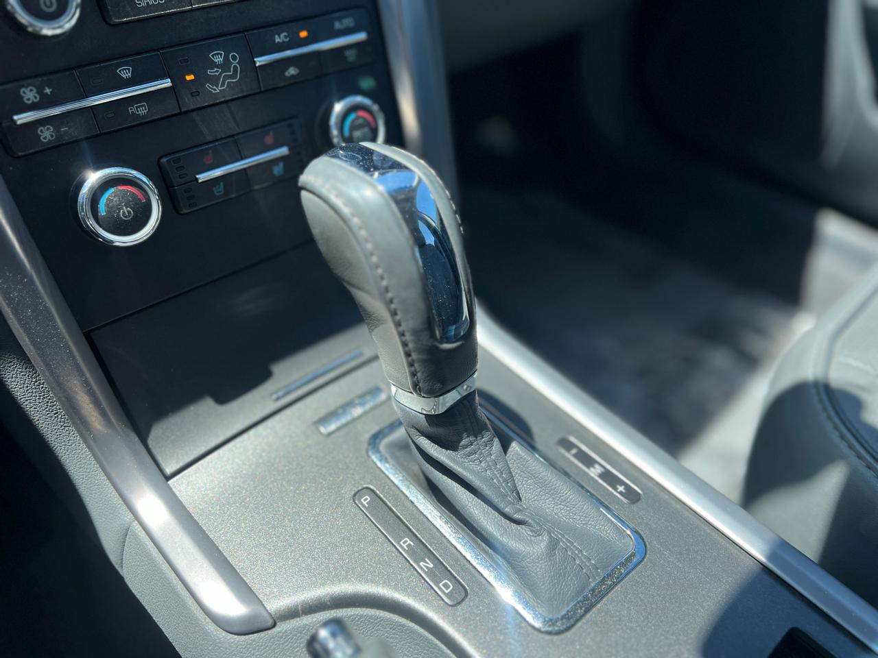 Lincoln MKZ FWD 2010