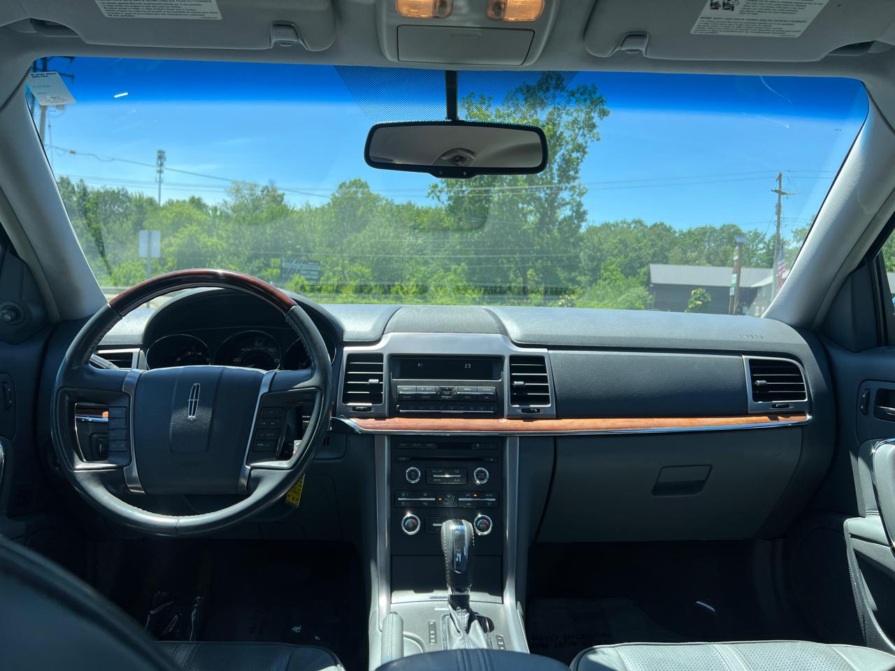 Lincoln MKZ FWD 2010