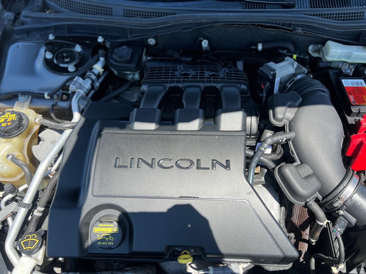 Lincoln MKZ FWD 2010