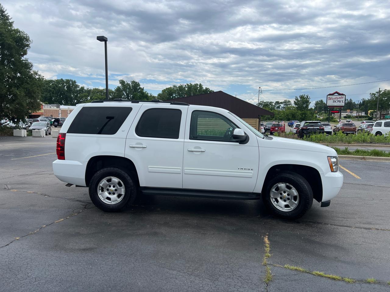 Chevrolet Tahoe LT 4WD 2012