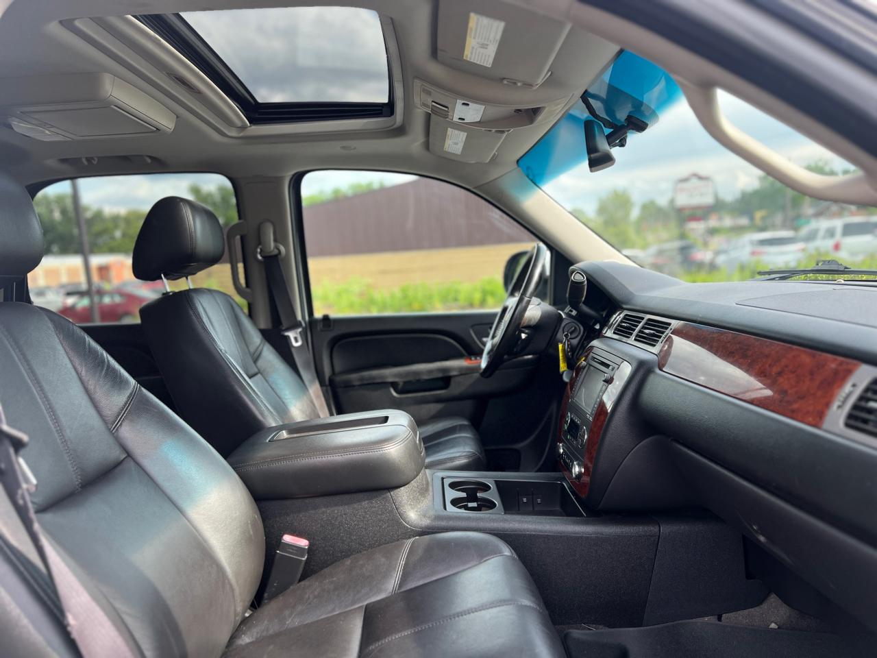 Chevrolet Tahoe LT 4WD 2012