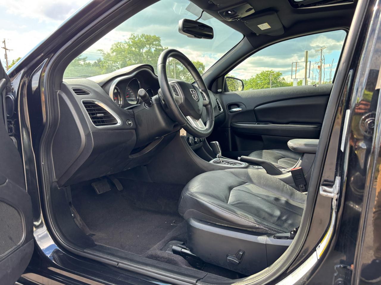 Dodge Avenger Lux 2011