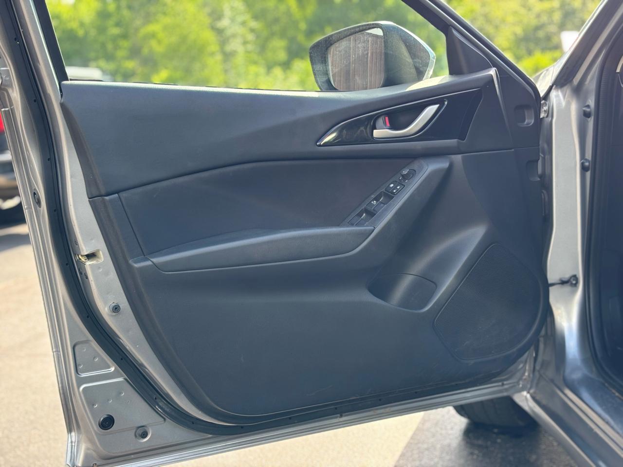 Mazda MAZDA3 i Touring AT 4-Door 2014