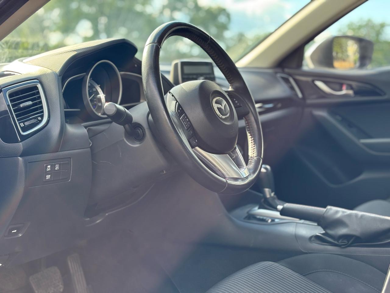 Mazda MAZDA3 i Touring AT 4-Door 2014