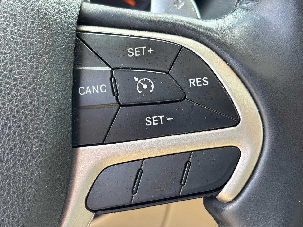 Jeep Grand Cherokee Limited 4WD 2014