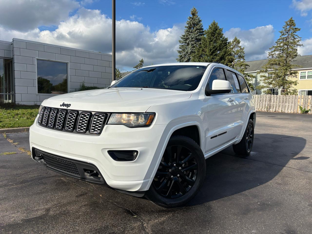 Jeep Grand Cherokee Laredo E 4WD 2021