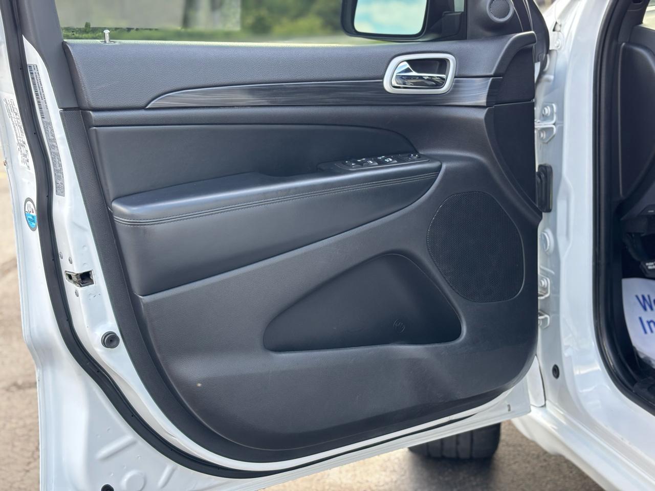 Jeep Grand Cherokee Laredo E 4WD 2021