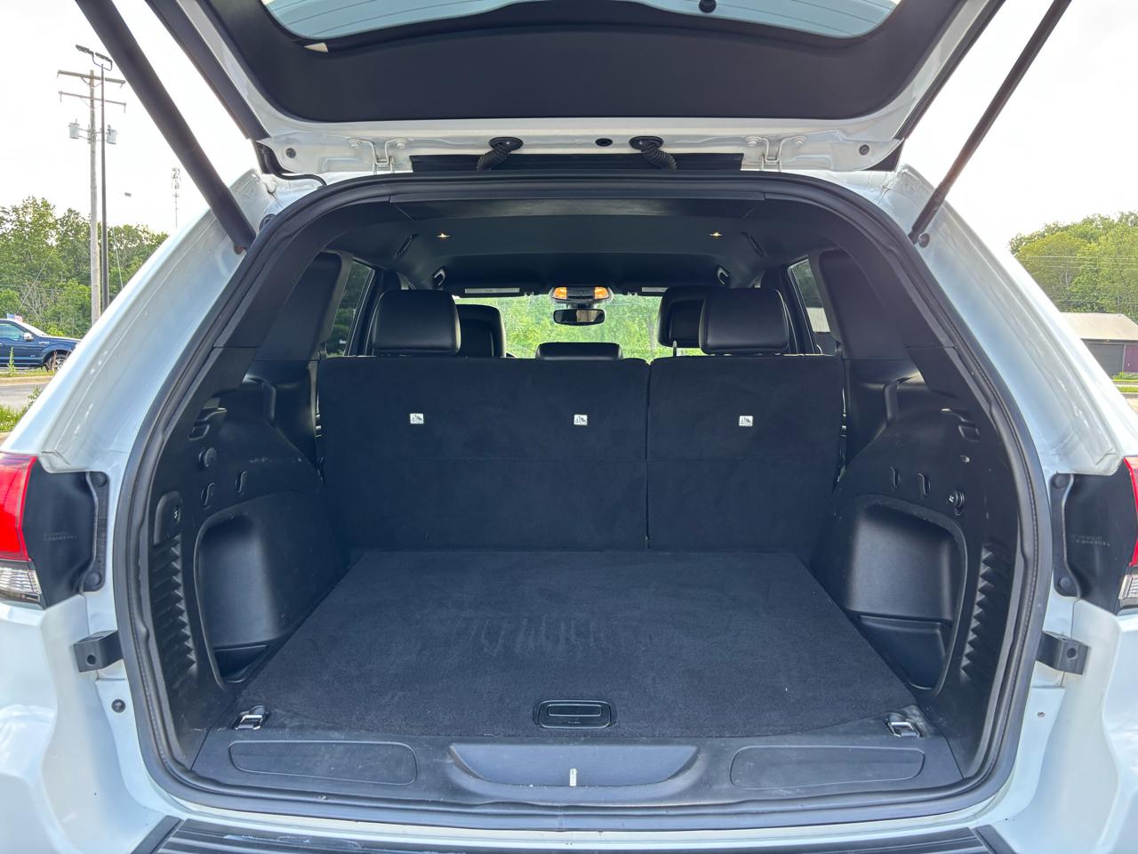 Jeep Grand Cherokee Laredo E 4WD 2021