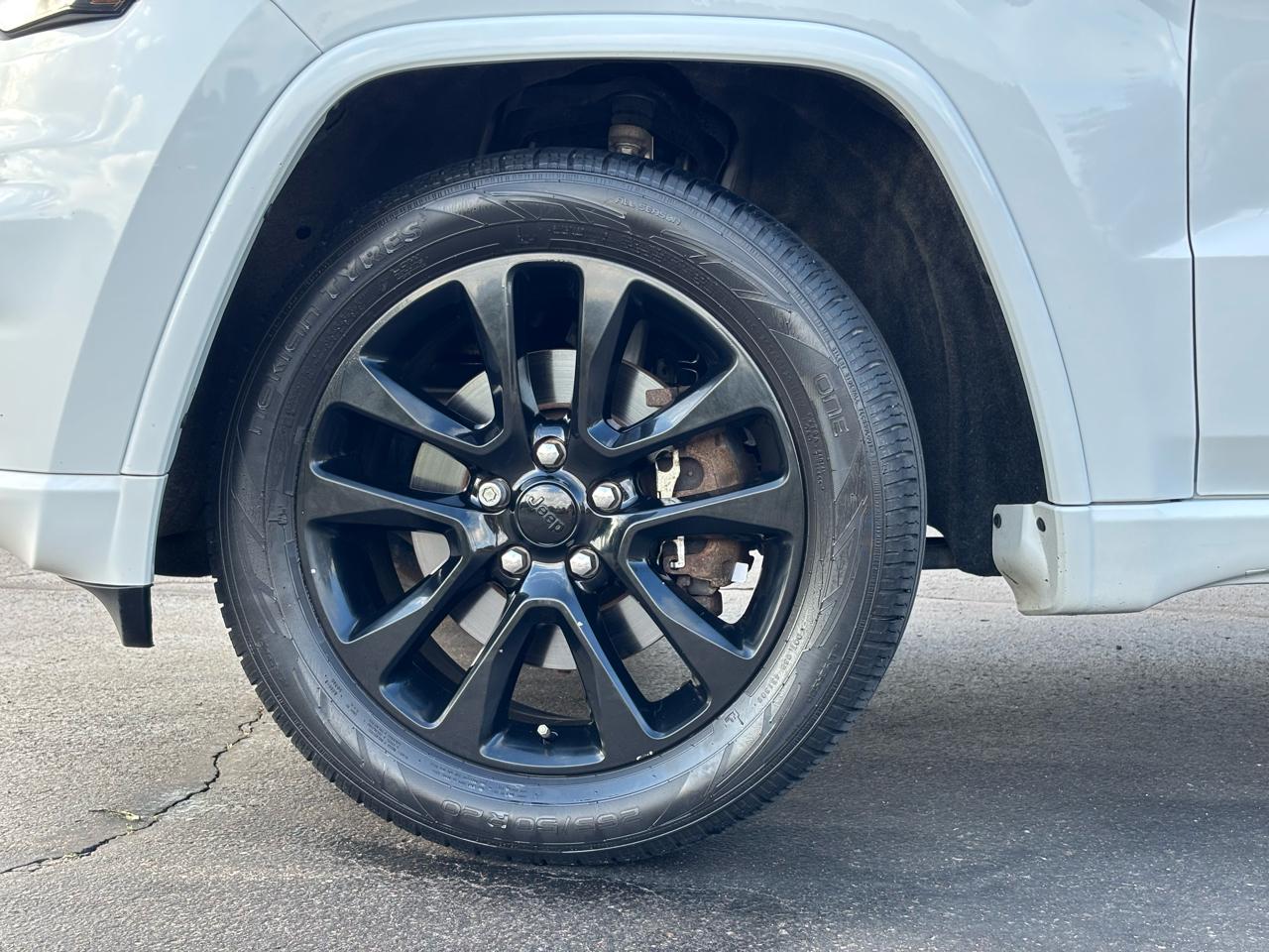 Jeep Grand Cherokee Laredo E 4WD 2021